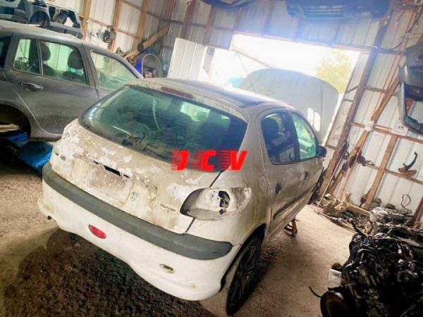 PEUGEOT 206 EN DESARME