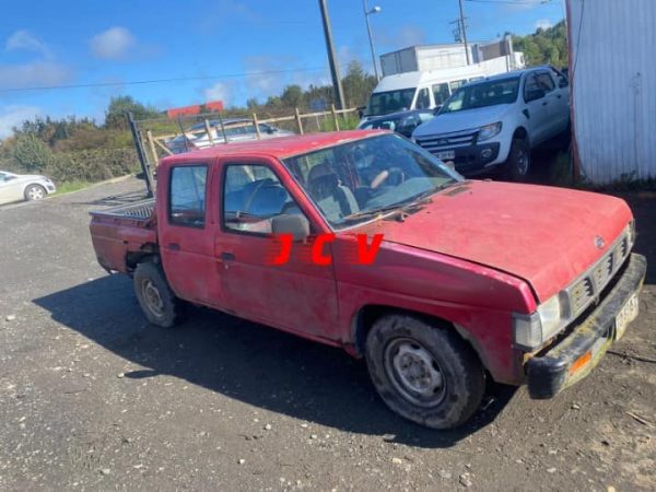 NISSAN D21 AL DESARME - Imagen 2