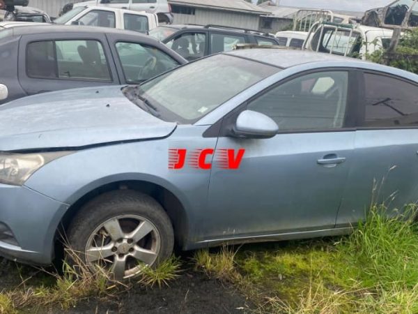 CHEVROLET CRUZE AL DESARME - Imagen 3