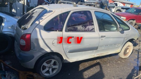 Desarmaduría JVC - Servicio de Grúa, Serviteca | Cajas de cambio, alternadores, parachoques, vidrios, asientos, ópticos, focos, capot, puertas.