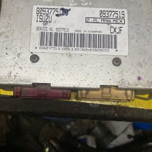 Desarmaduría JVC - Servicio de Grúa, Serviteca | Cajas de cambio, alternadores, parachoques, vidrios, asientos, ópticos, focos, capot, puertas.