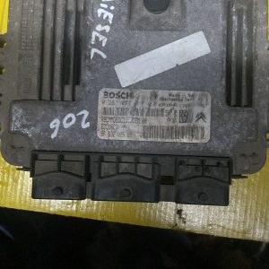 Desarmaduría JVC - Servicio de Grúa, Serviteca | Cajas de cambio, alternadores, parachoques, vidrios, asientos, ópticos, focos, capot, puertas.