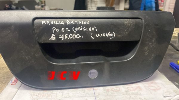 Desarmaduría JVC - Servicio de Grúa, Serviteca | Cajas de cambio, alternadores, parachoques, vidrios, asientos, ópticos, focos, capot, puertas.