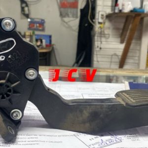 Desarmaduría JVC - Servicio de Grúa, Serviteca | Cajas de cambio, alternadores, parachoques, vidrios, asientos, ópticos, focos, capot, puertas.