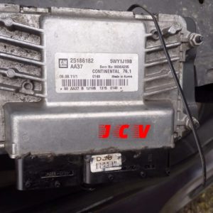 Desarmaduría JVC - Servicio de Grúa, Serviteca | Cajas de cambio, alternadores, parachoques, focos, puertas.