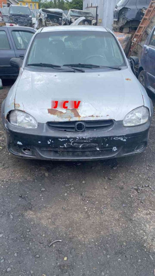 CHEVROLET CORSA EN DESARME