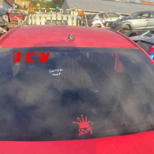 MITSUBISHI LANCER EN DESARME
