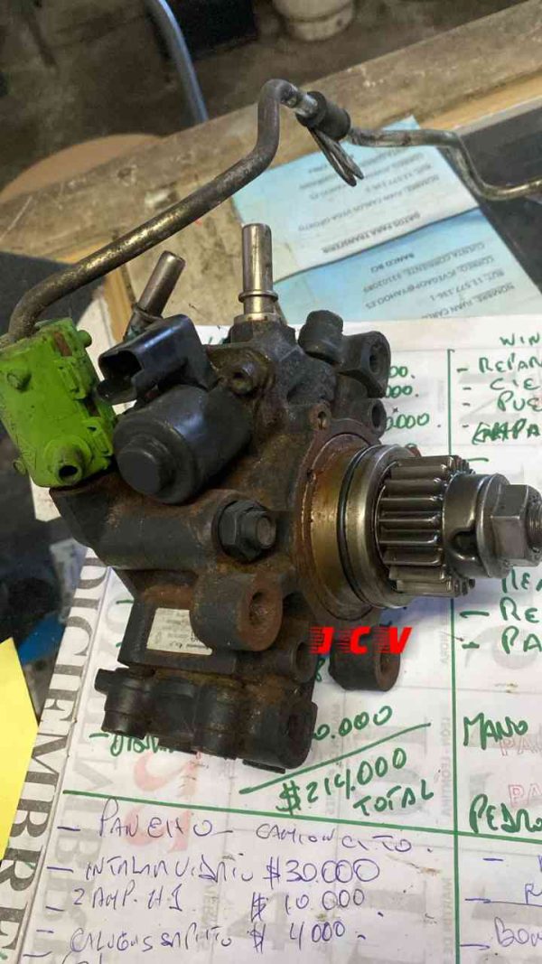 BOMBA ELEVADORA NISSAN NP300 - Imagen 2