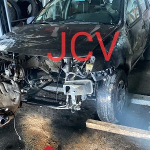 RENAULT DUSTER EN DESARME